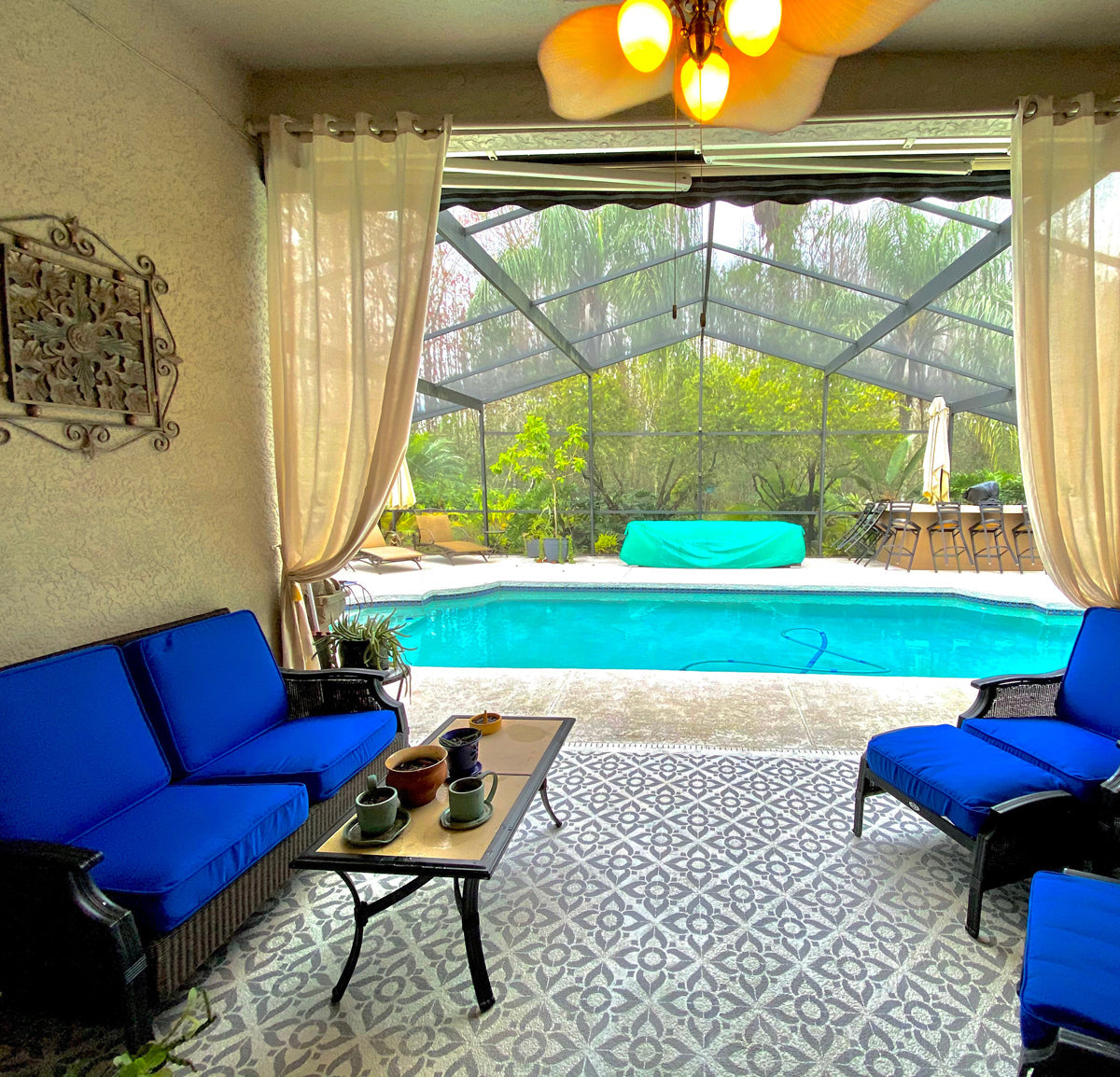 Garden Escape Tile Stencils - Sunroom