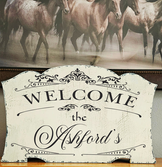 Welcome Sign | Custom Family Sign | Custom Name Sign | French Sign | 28" W x 16" Tall | WOOD SIGN